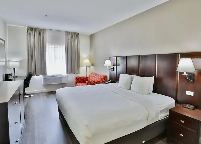 Baymont By Wyndham Airport Hotel Tucson