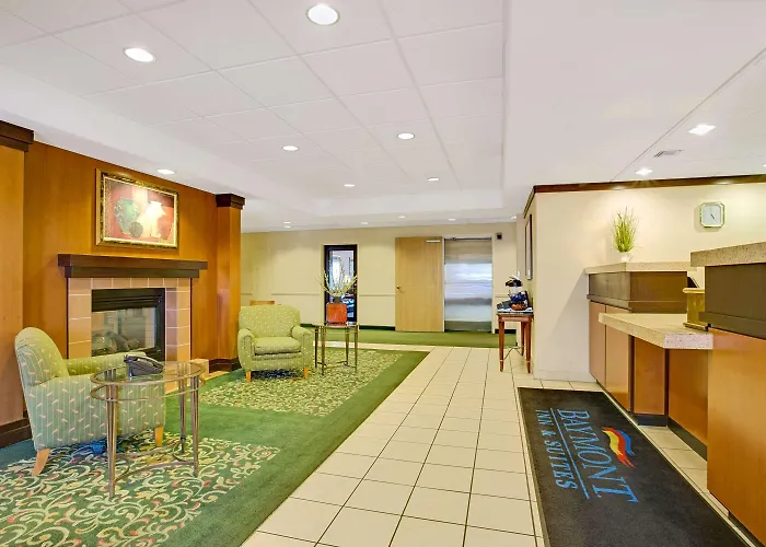 Baymont By Wyndham Airport Hotel
